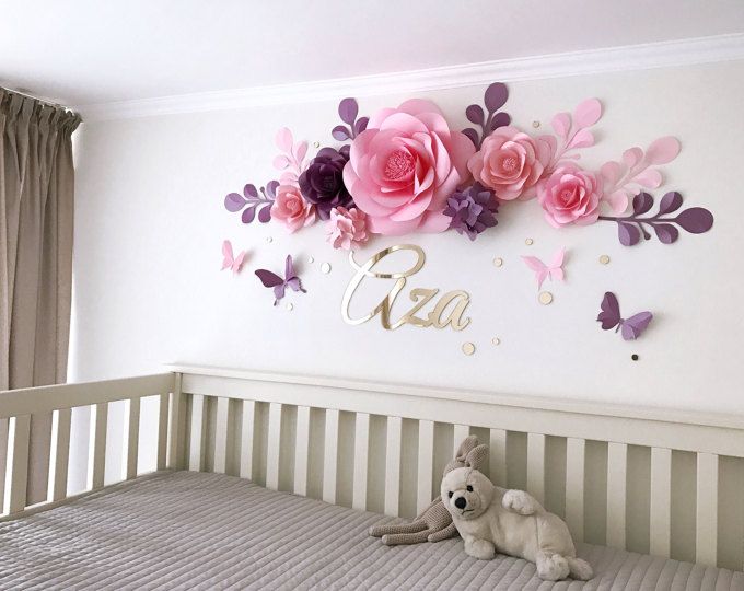 تزیین اتاق نوزاد با گل های کاغذی